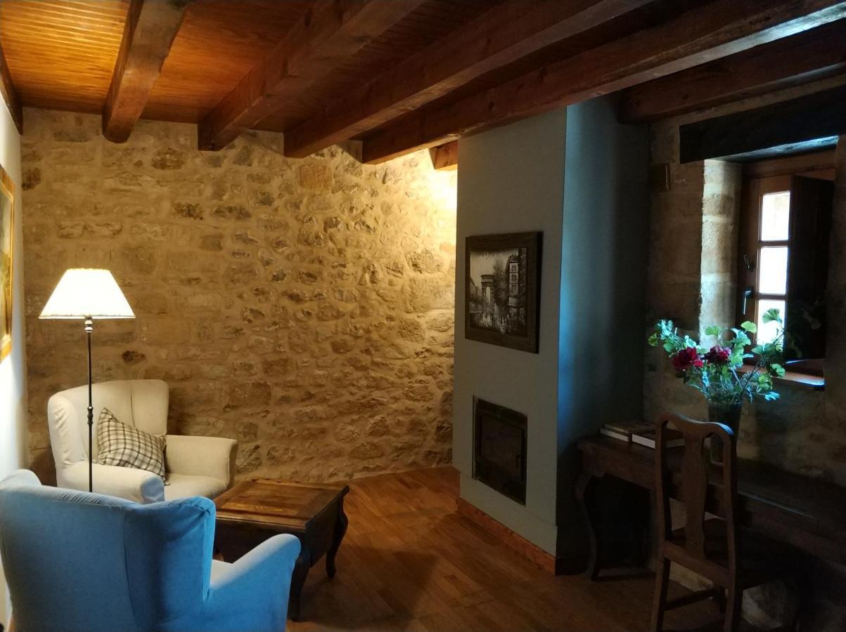 Posada Torre Palacio La Taxuela Villanueva la Lastra Eksteriør billede